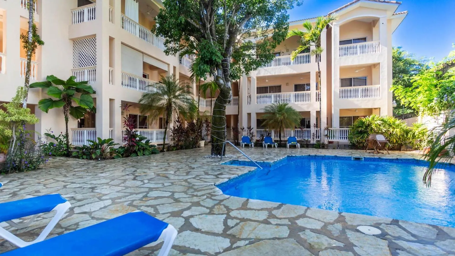 Playa Alicia, Guest Friendly, Hispanola Sol - Best Location In Town